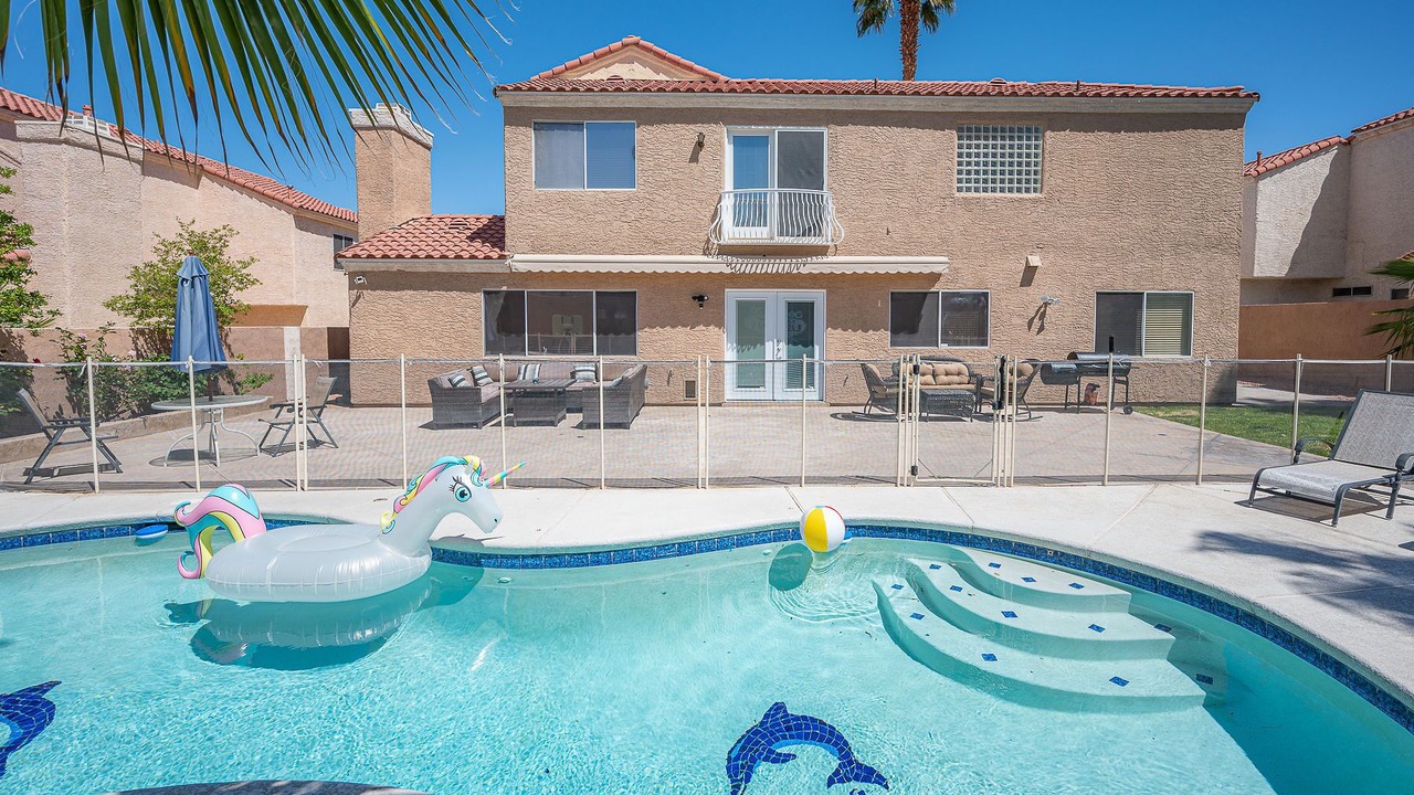Photo of Outdoor in Green Valley