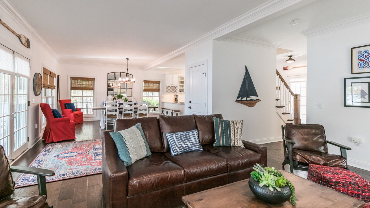 Photo of Livingroom in Skaneateles
