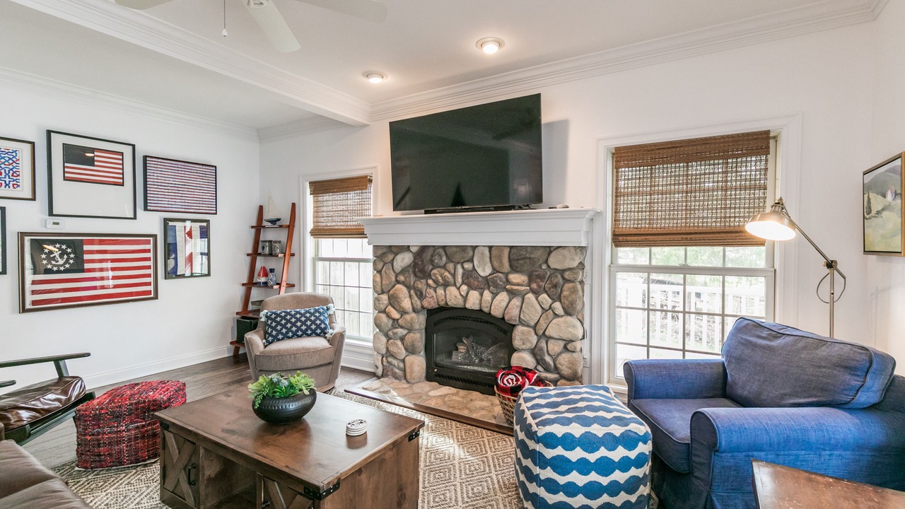 Photo of Livingroom in Skaneateles