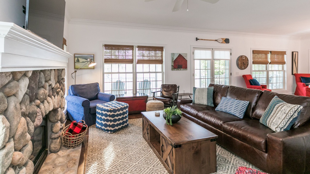 Photo of Livingroom in Skaneateles