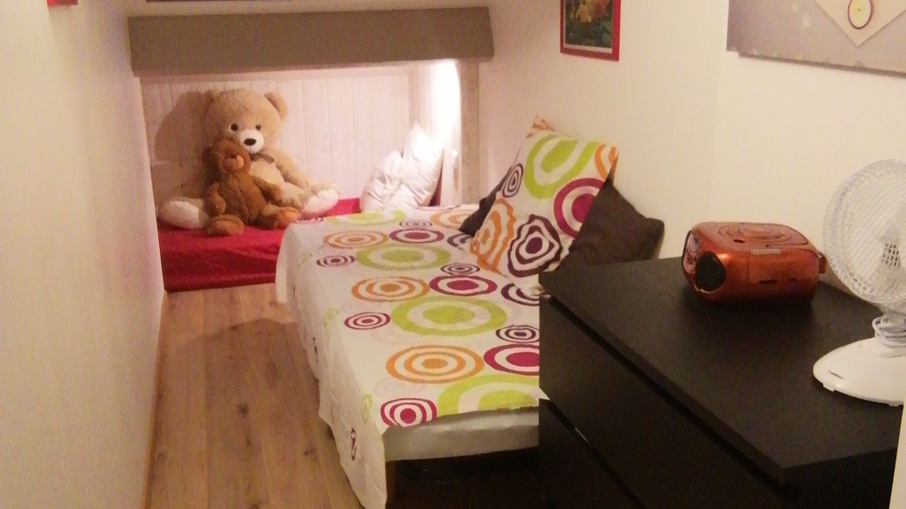 Photo of Bedroom in Escorneboeuf