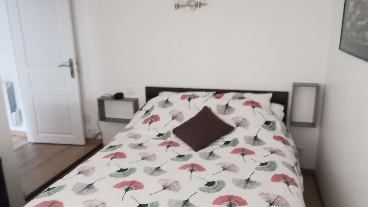 Photo of Bedroom in Escorneboeuf