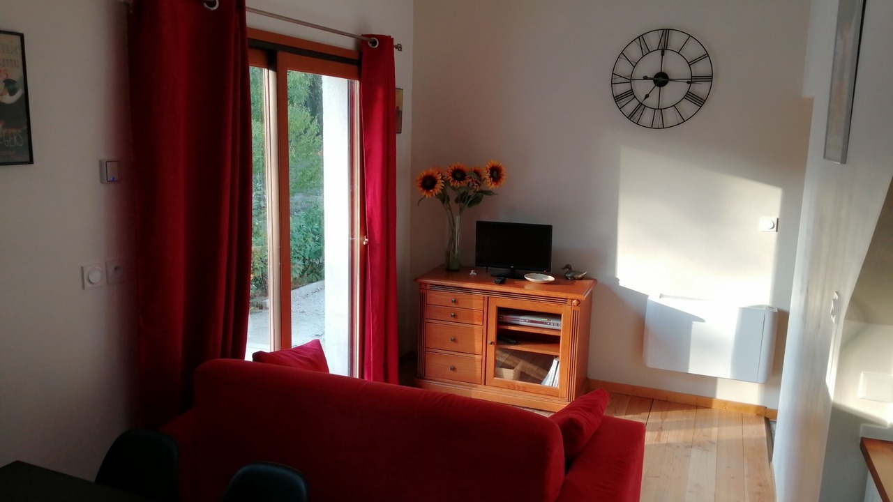 Photo of Livingroom in Escorneboeuf