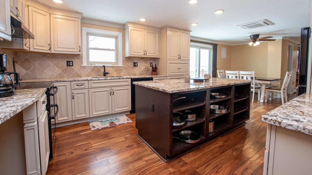 Photo of Kitchen in Cayuga