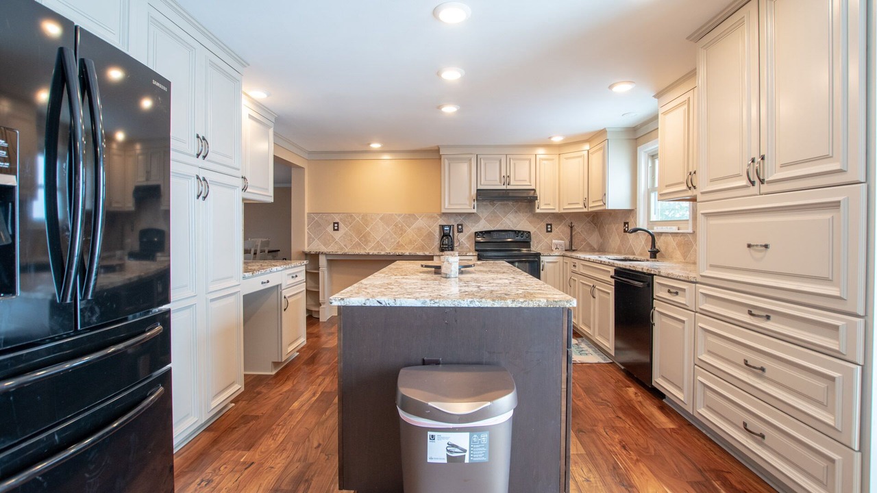 Photo of Kitchen in Cayuga
