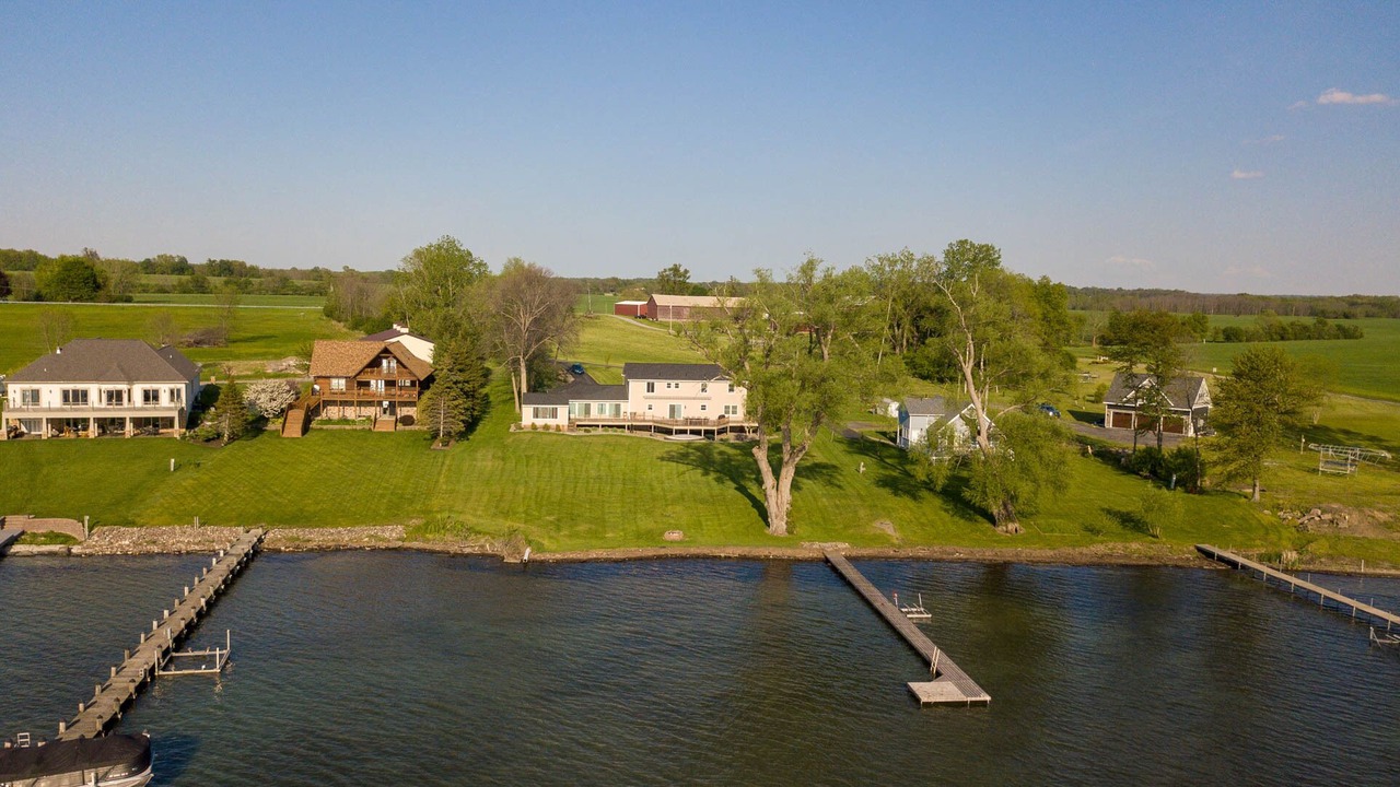 Photo of Outdoor in Cayuga