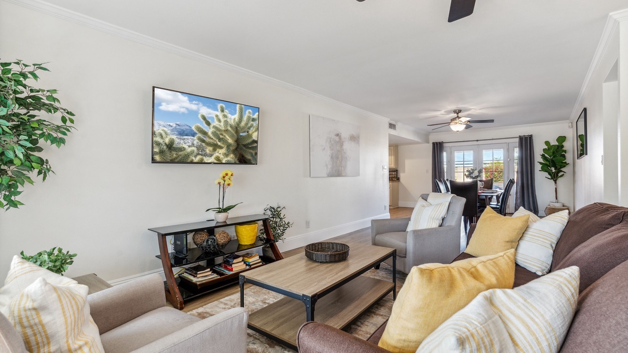 Photo of Livingroom in Pointe Scottsdale