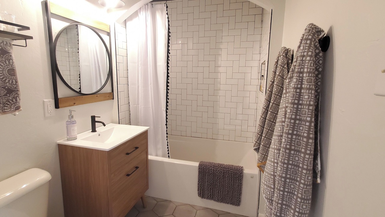 Photo of Bathroom in Central Oklahoma City