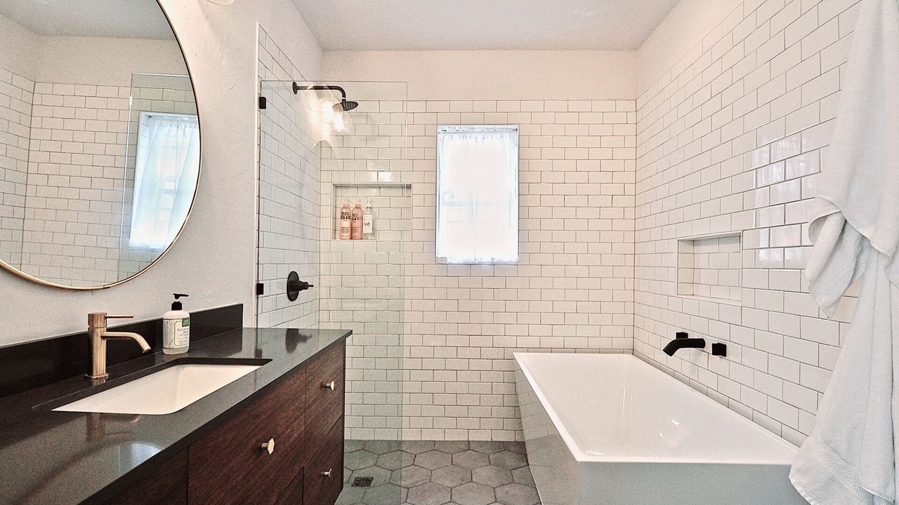Photo of Bathroom in Central Oklahoma City