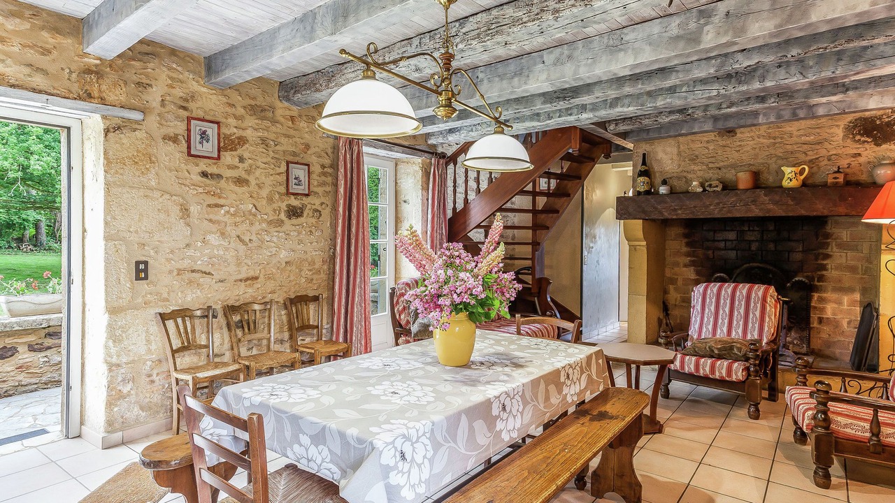 Photo of Livingroom in Montcabrier