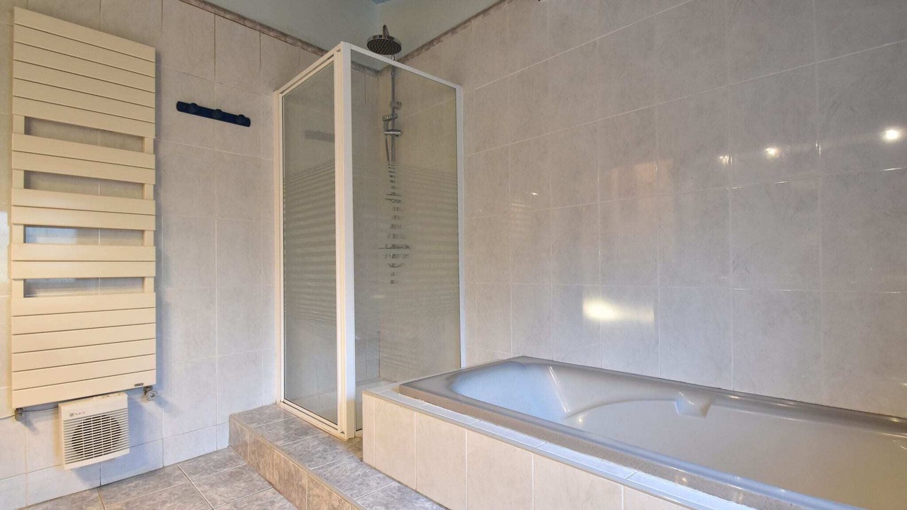 Photo of Bathroom in Marminiac