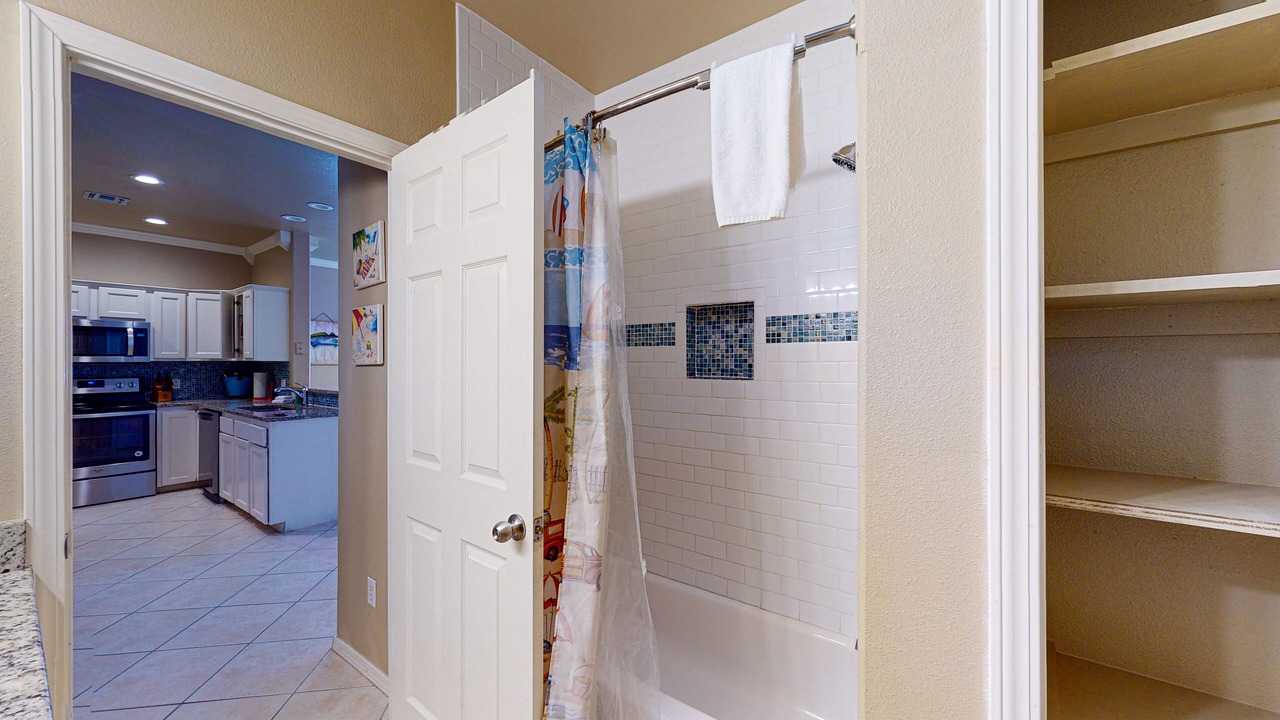 Photo of Kitchen in Safe Harbor