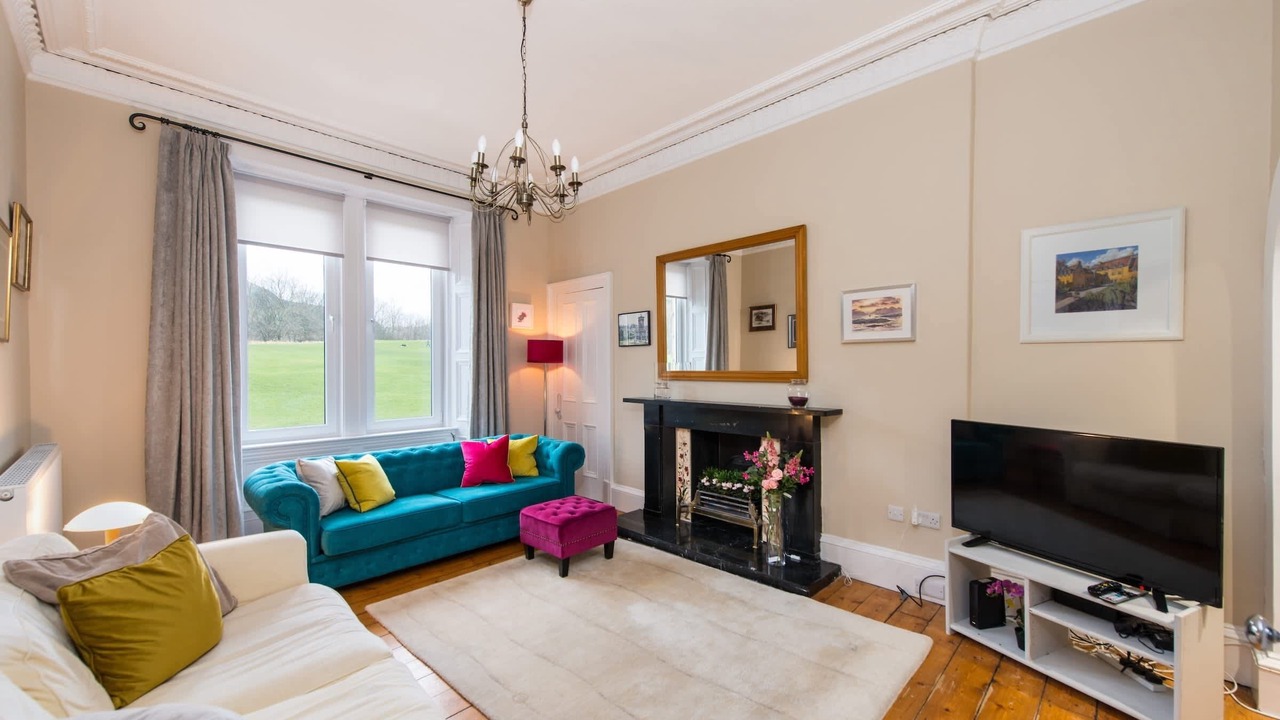 Photo of Livingroom in Gifford