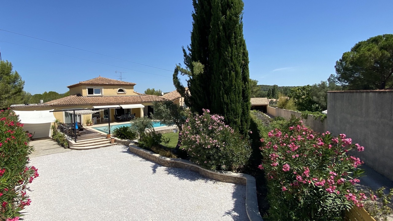 Photo of Outdoor in Villetelle