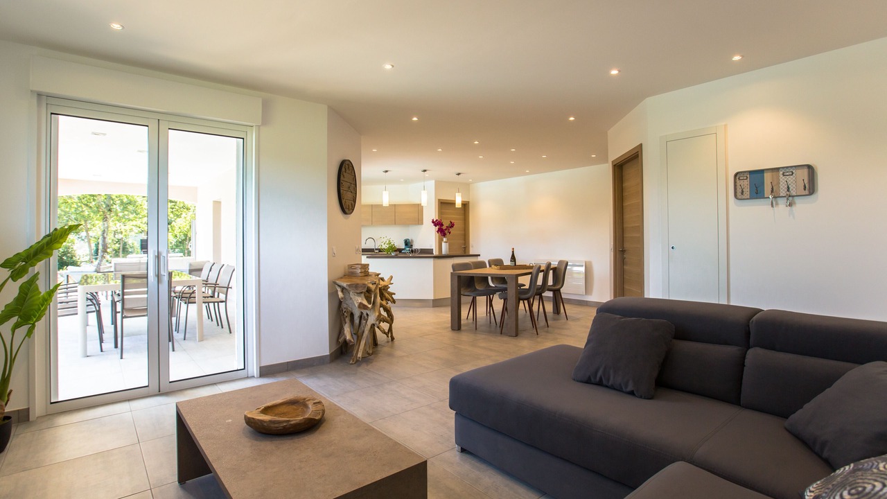 Photo of Livingroom in Saint Alban Auriolles