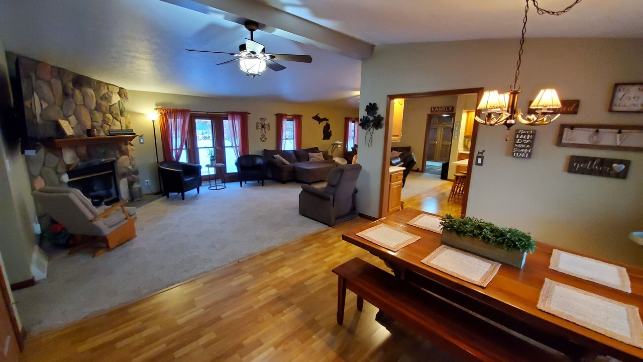 Photo of Livingroom in St. Helen