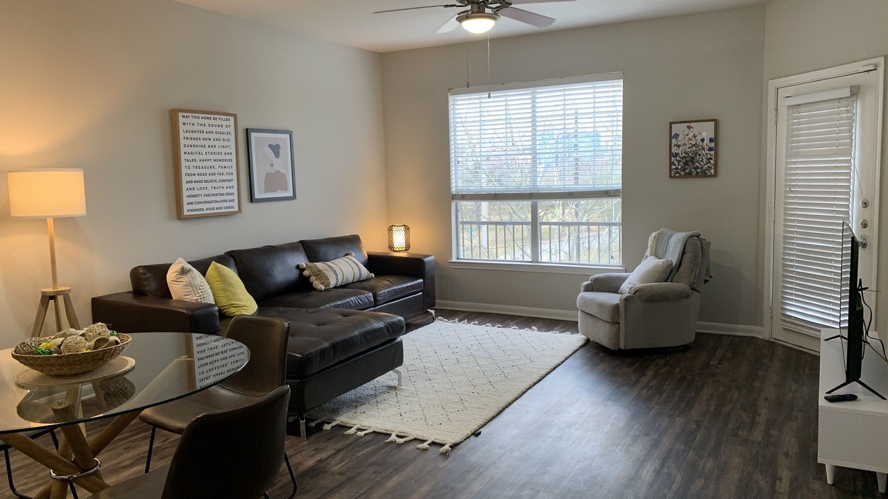 Photo of Livingroom in Riverside Terrace