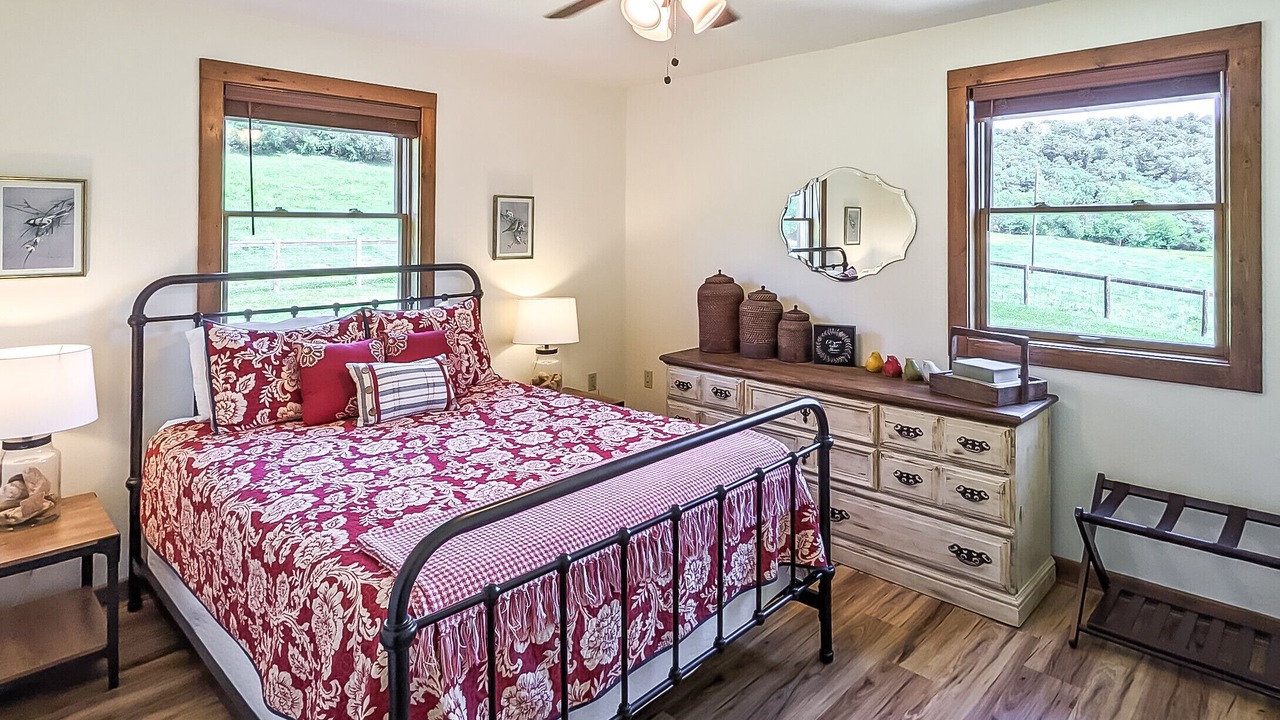 Photo of Bedroom in Mountain View