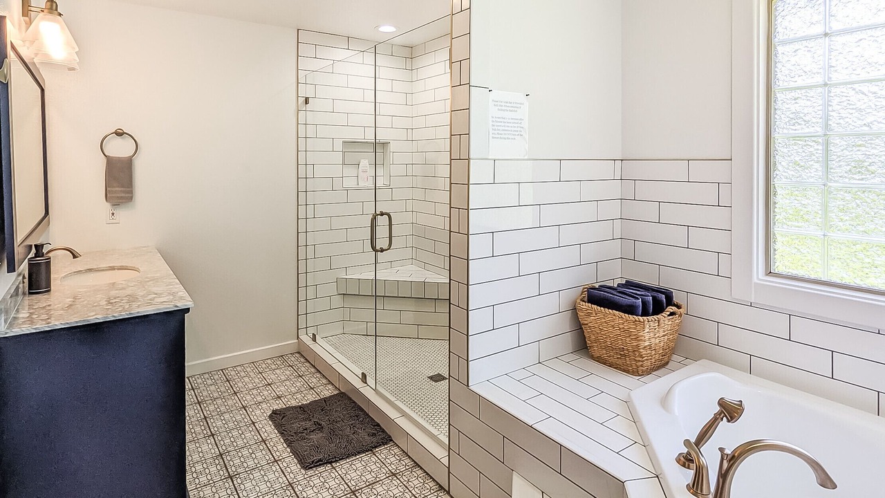 Photo of Bathroom in Mountain View