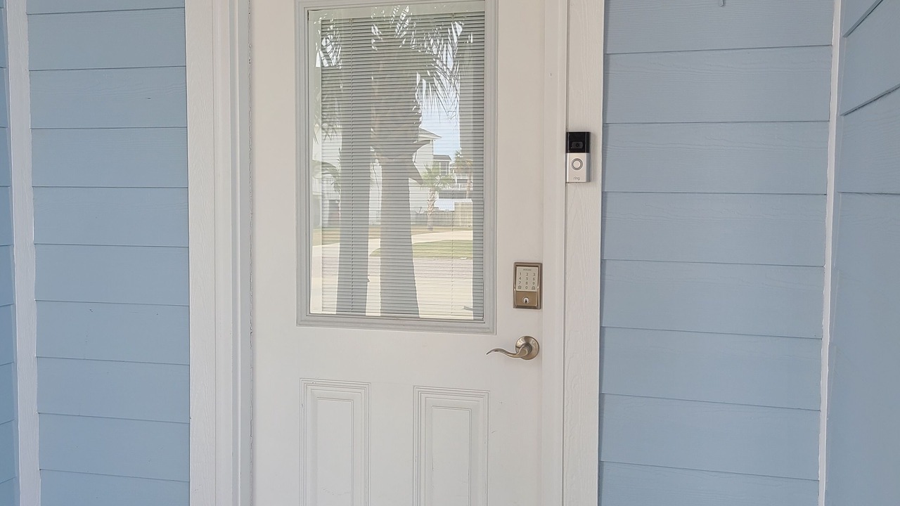 Photo of Others in Ono Island