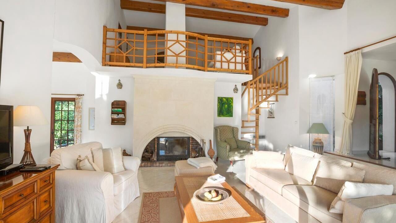 Photo of Livingroom in Auribeau-sur-Siagne