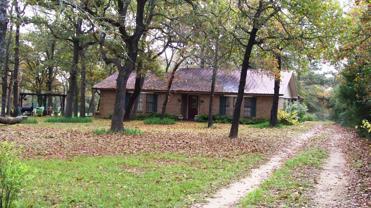 Photo of Others in Hearne