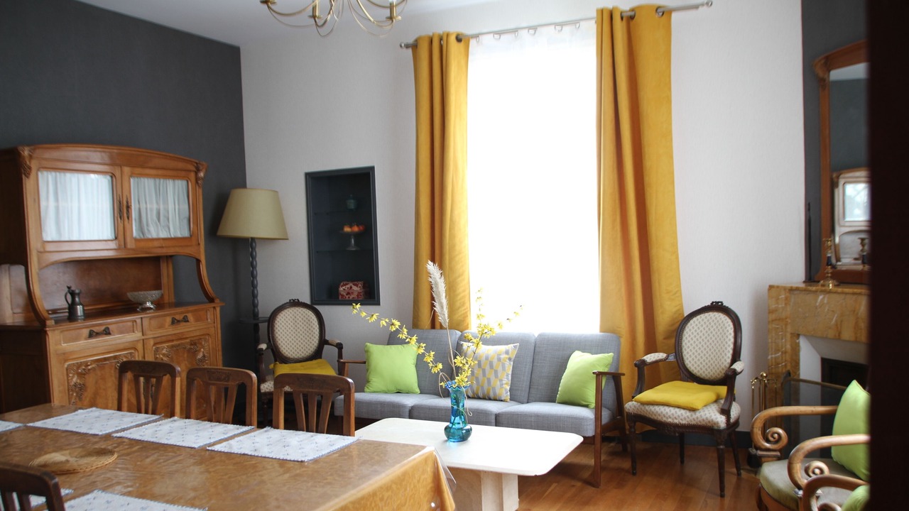 Photo of Others in Dhuizon