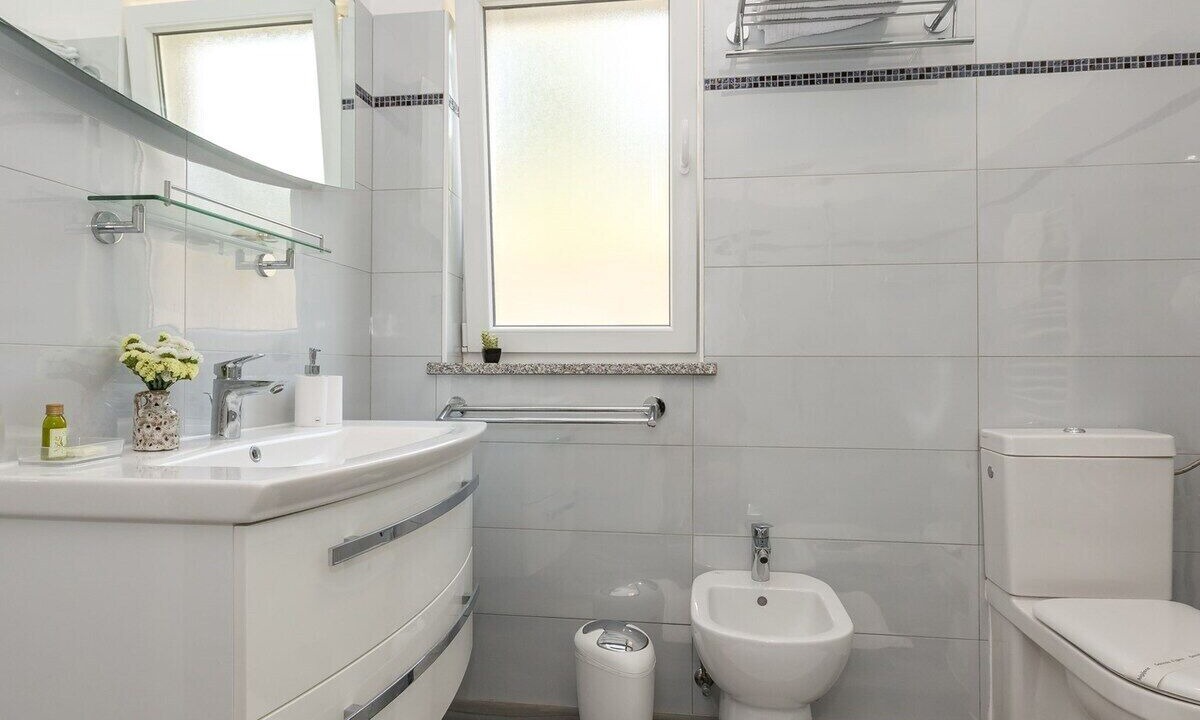 Photo of Bathroom in Molat