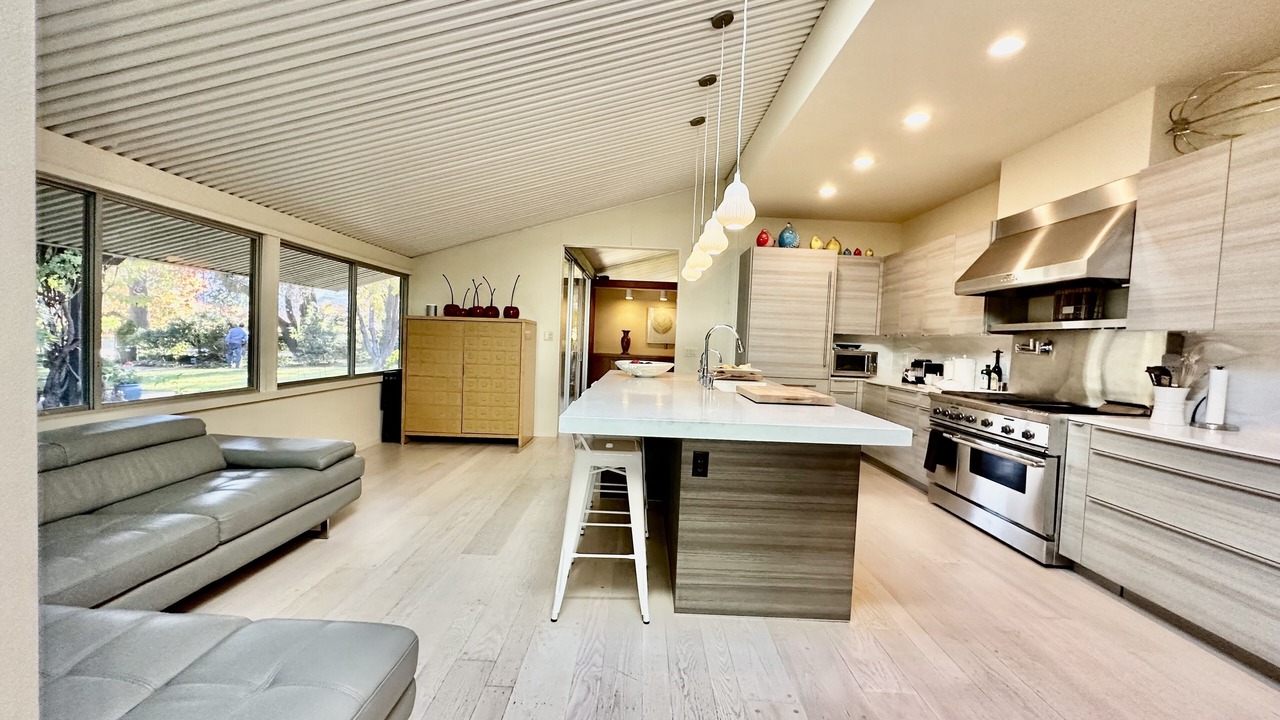 Photo of Kitchen in St. Helena