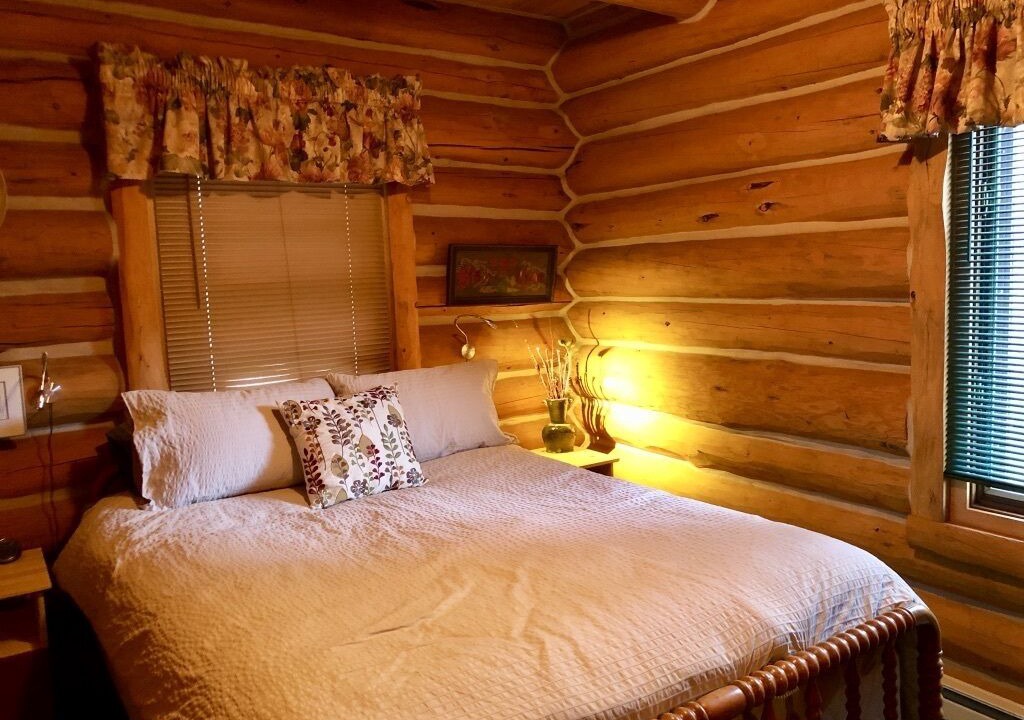 Photo of Bedroom in Custer