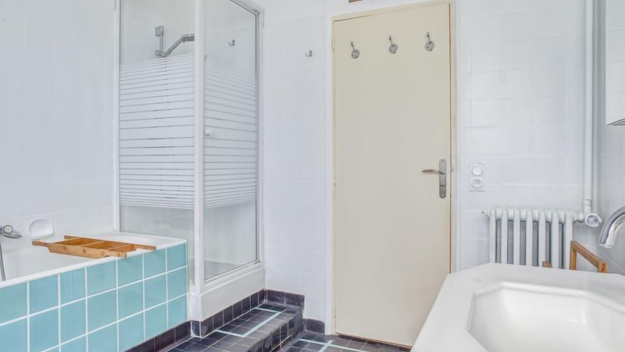 Photo of Bathroom in Intra Muros