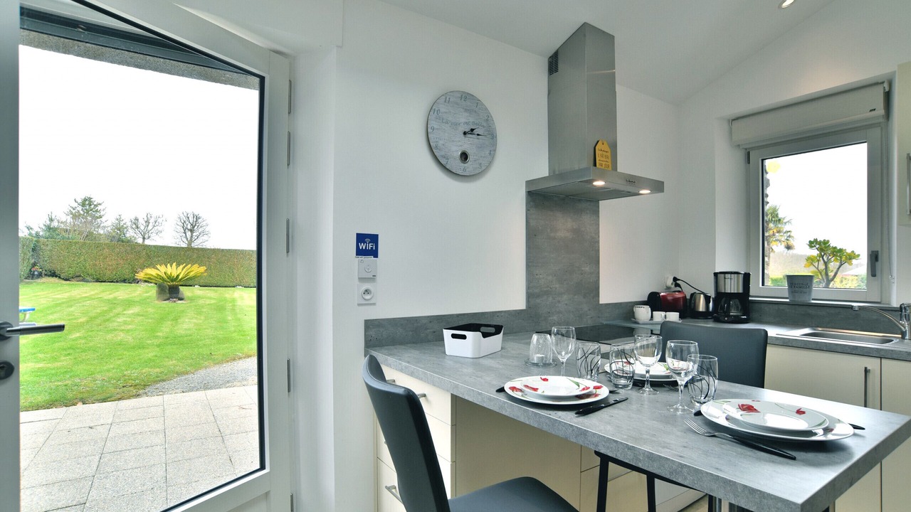 Photo of Kitchen in Saint-Meloir-des-Ondes