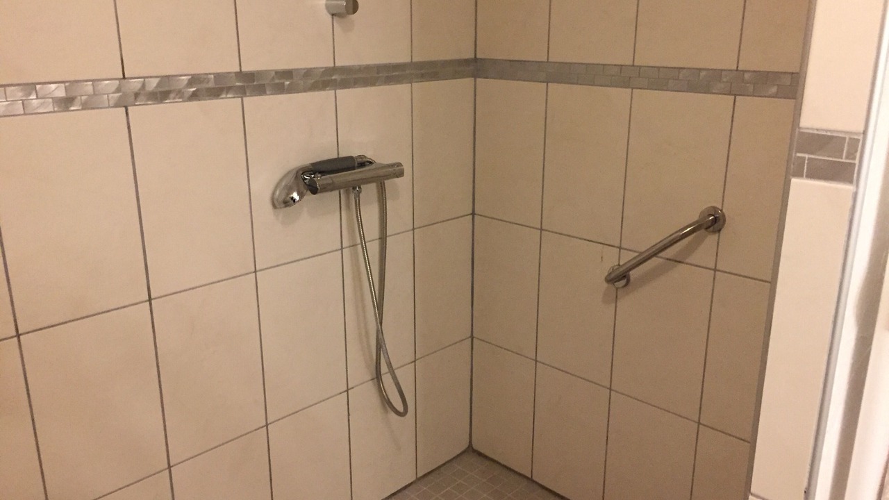 Photo of Bathroom in Saint-Marcel-de-Careiret