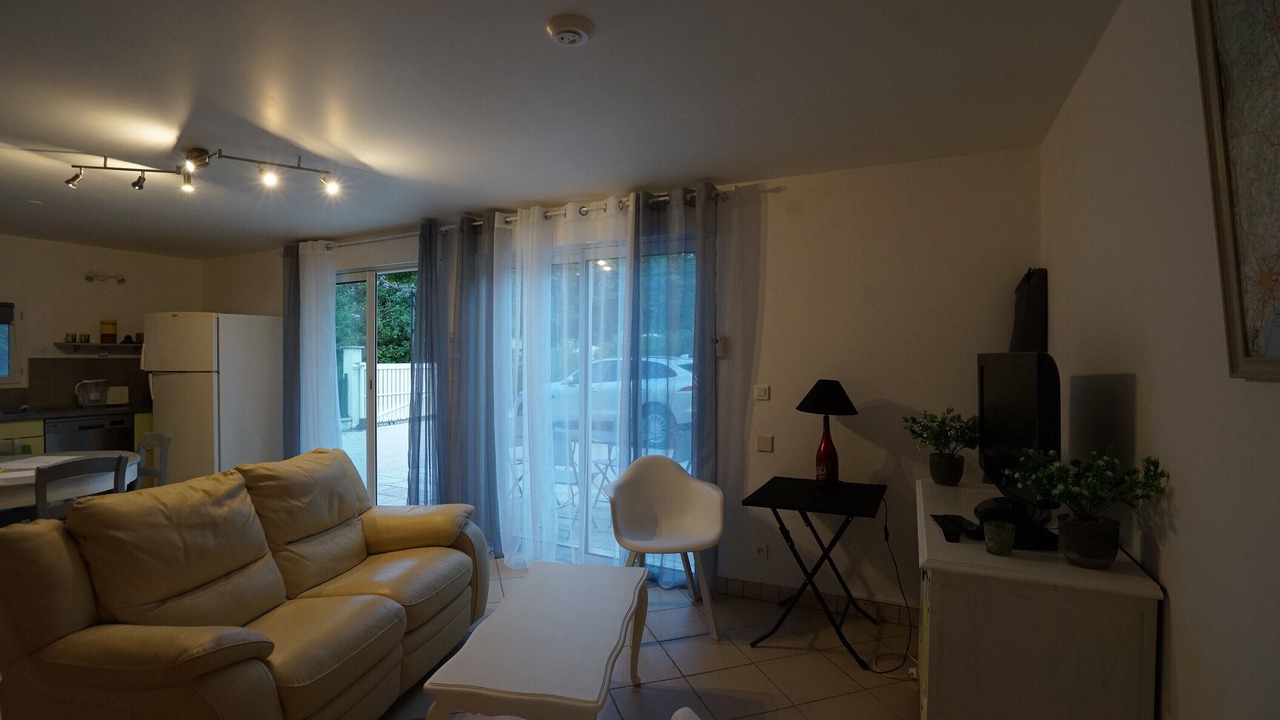 Photo of Livingroom in Saint-Marcel-de-Careiret