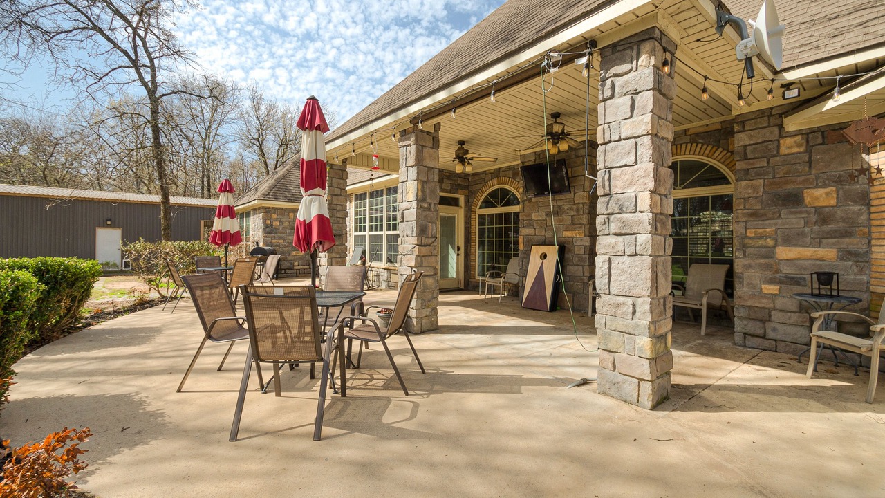 Photo of Outdoor in Kingston