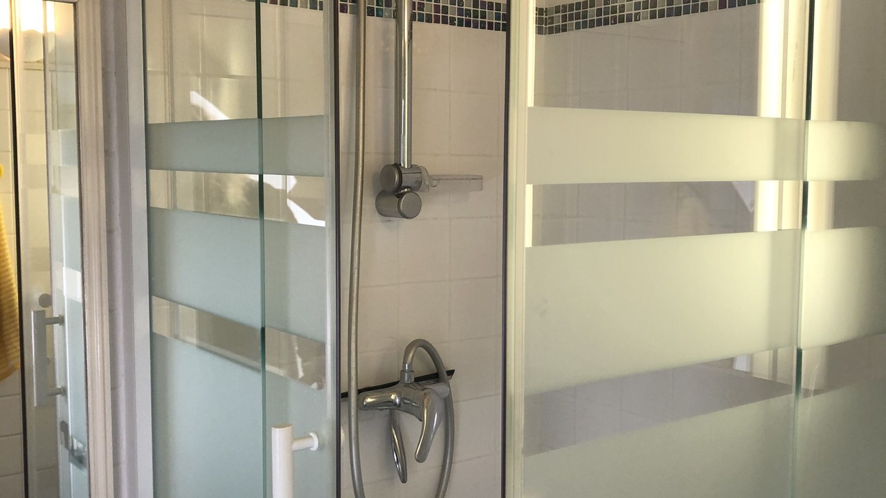 Photo of Bathroom in Luc-sur-Mer