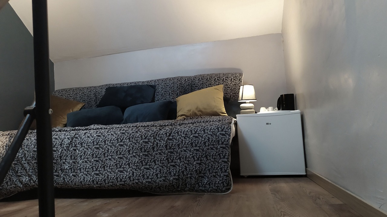 Photo of Bedroom in Velles