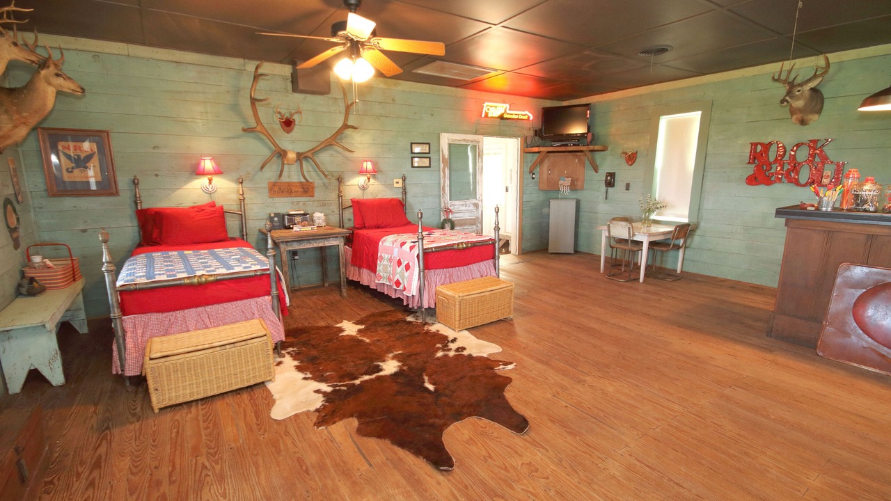 Photo of Bedroom in La Grange