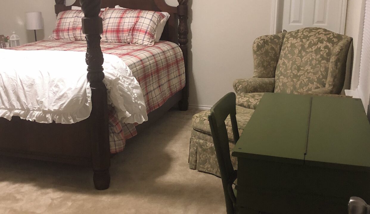 Photo of Bedroom in Aubrey