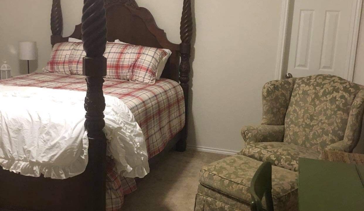 Photo of Bedroom in Aubrey