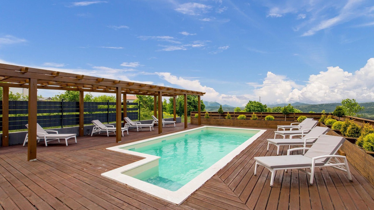 Photo of Outdoor in Udbina
