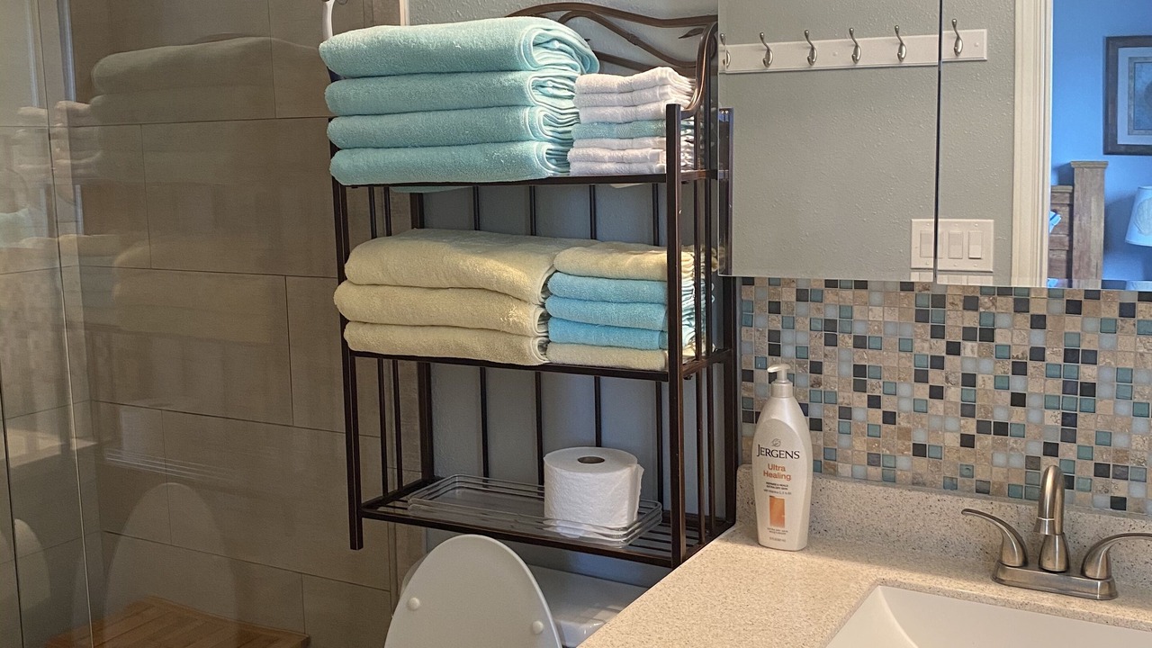 Photo of Bathroom in Galveston