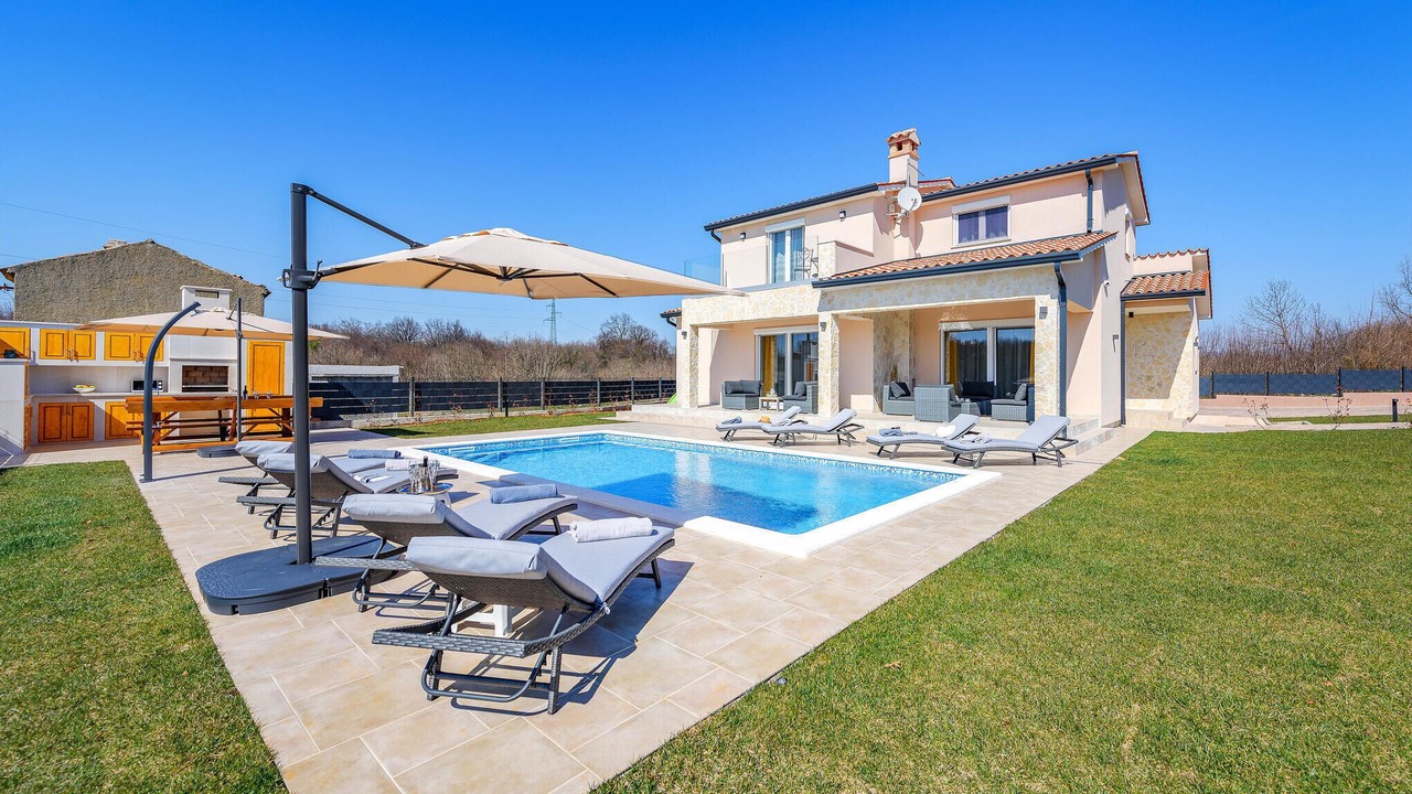Photo of Outdoor in Nedescina