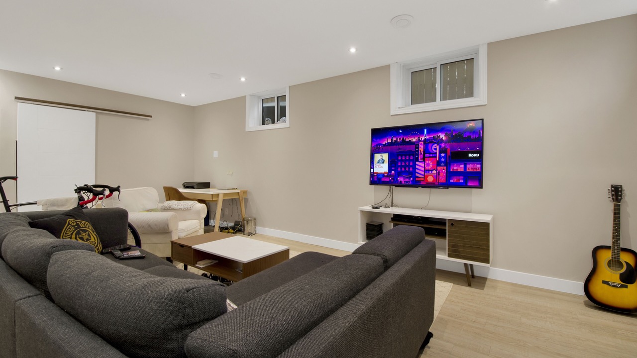 Photo of Livingroom in Downtown Ottawa