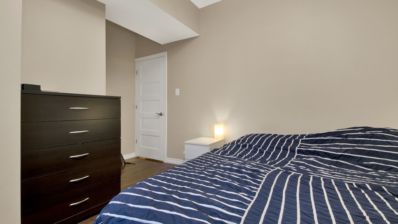 Photo of Bedroom in Downtown Ottawa
