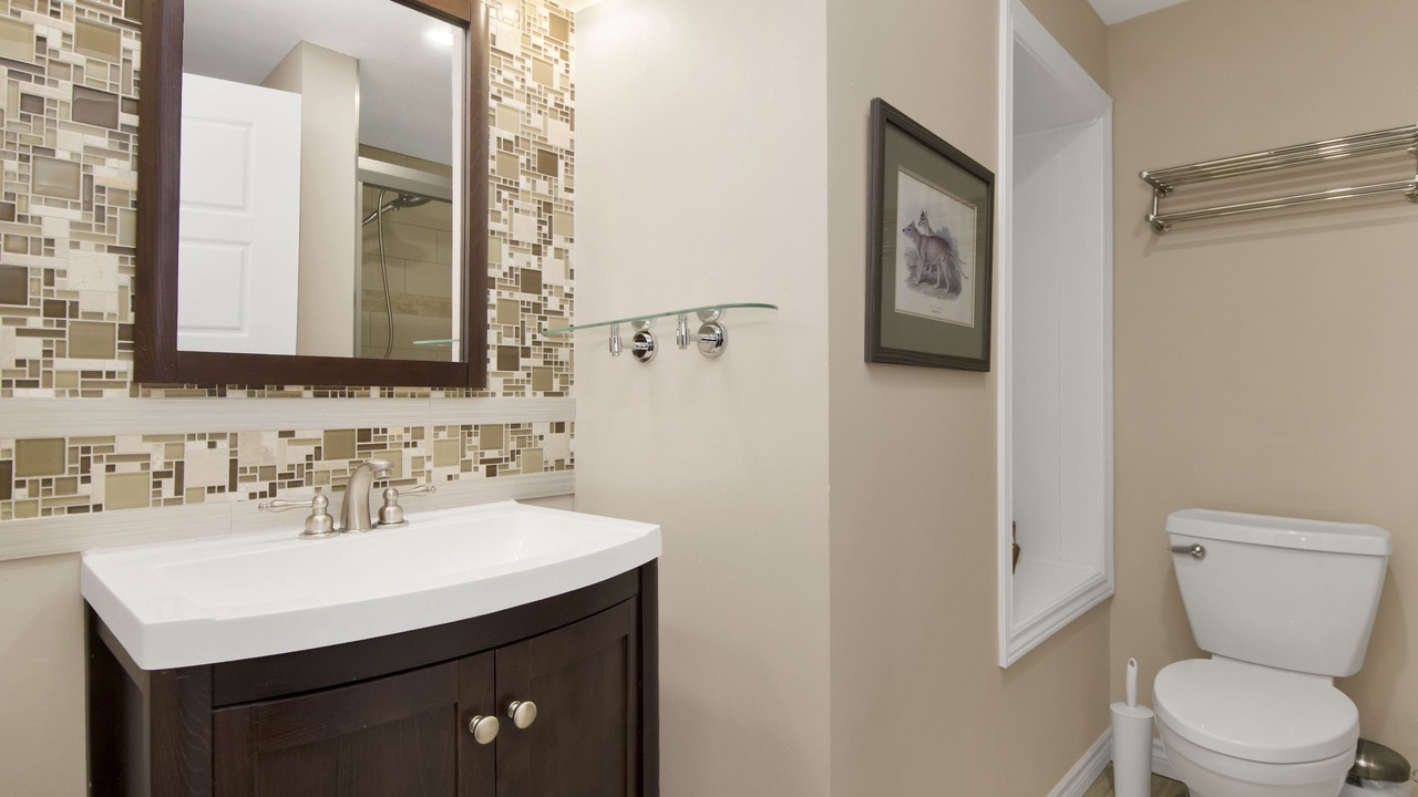 Photo of Bathroom in Downtown Ottawa