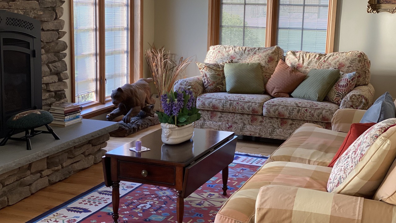Photo of Livingroom in Starlight