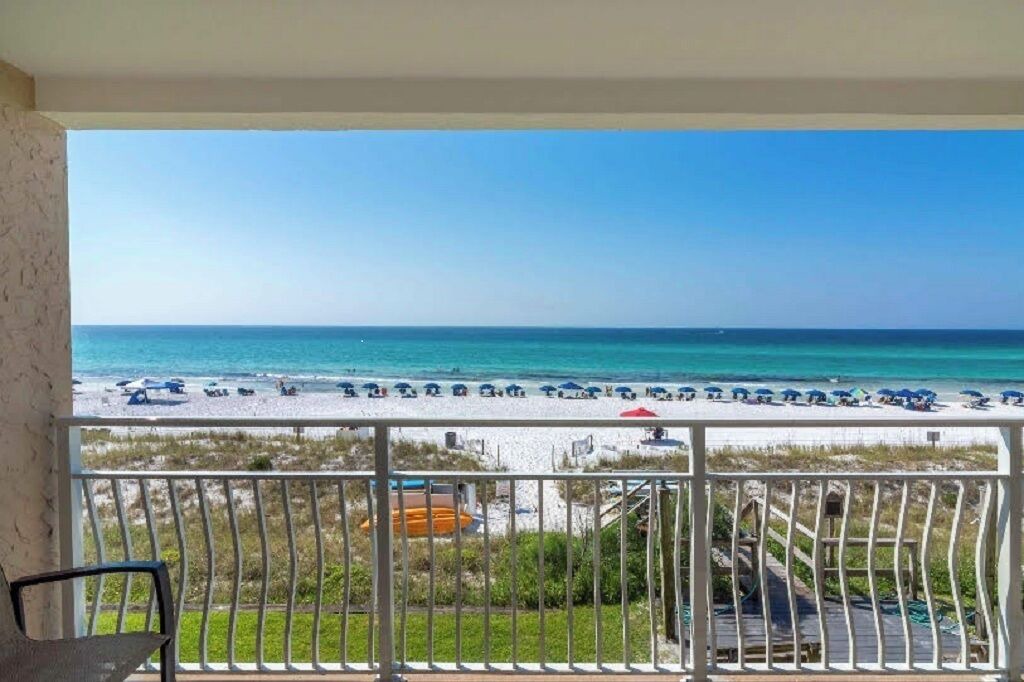 Photo of Patio Balcony in Crystal Shores