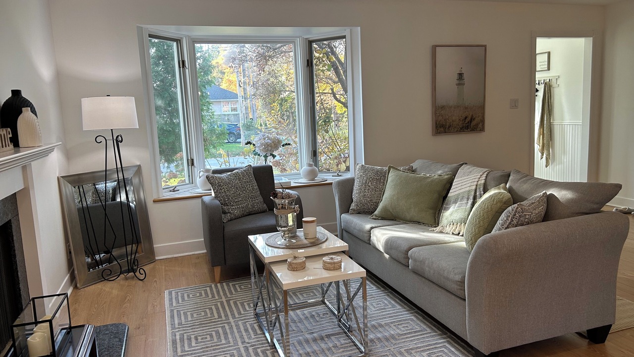 Photo of Livingroom in Beaconsfield