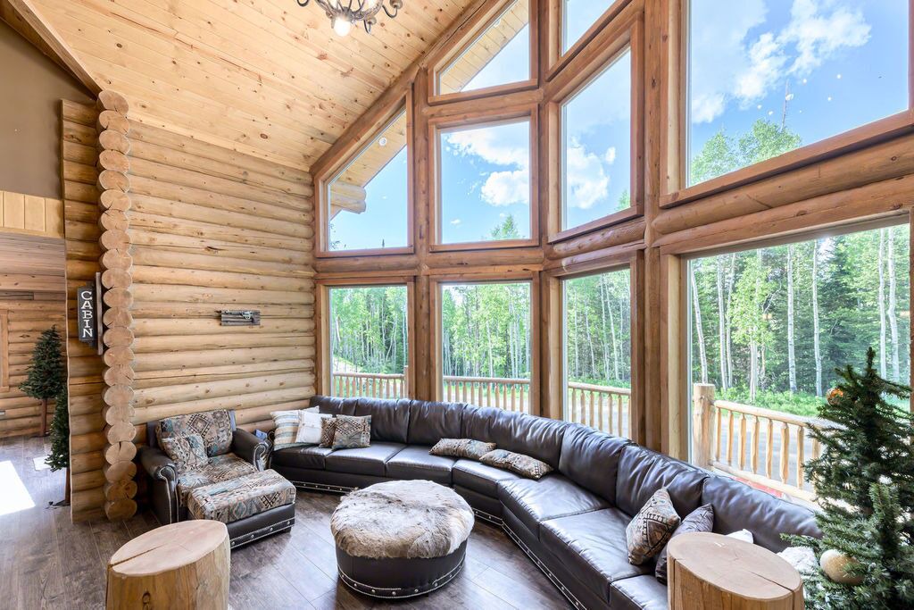 Photo of Livingroom in Timber Lakes
